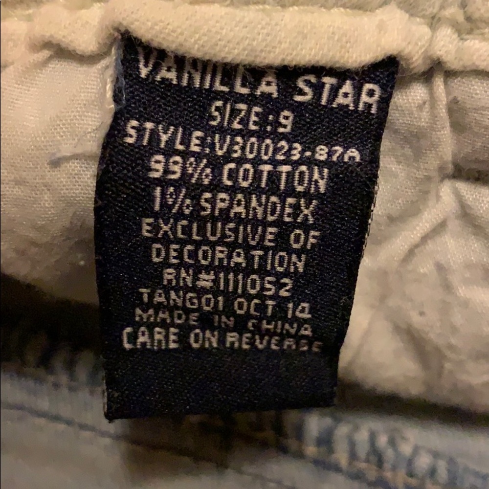 Women’s detailed Jean shorts - Picture 6 of 6